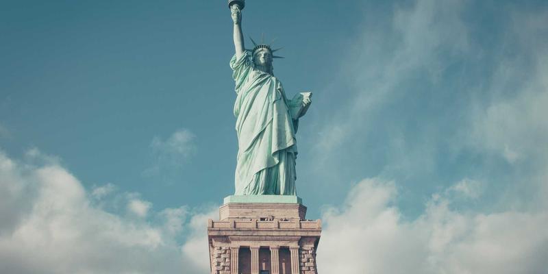 领导力发展驱动创新：NCABGS框架构建企业从创意到商业化的系统管理体系